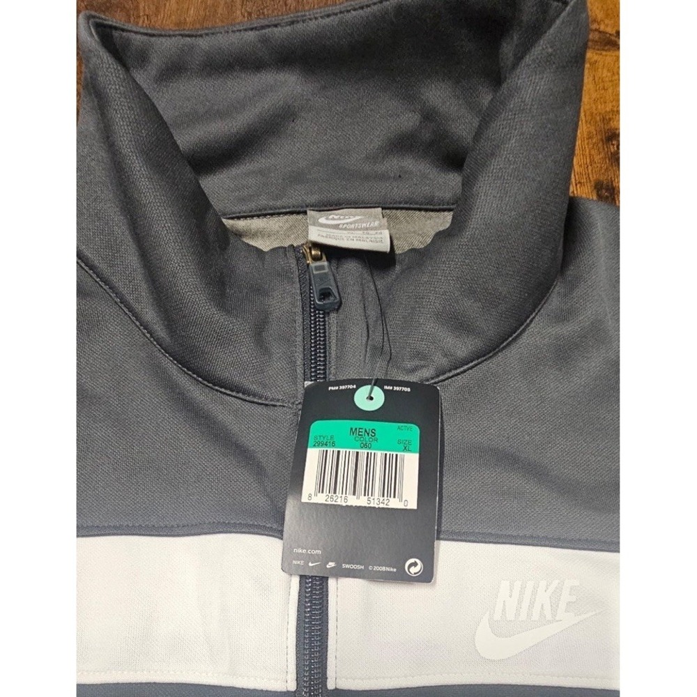 Nike Sportswear Jacket Men's XL Gray Black White Striped Zip Up Track Y2K NWT - Picture 3 of 6